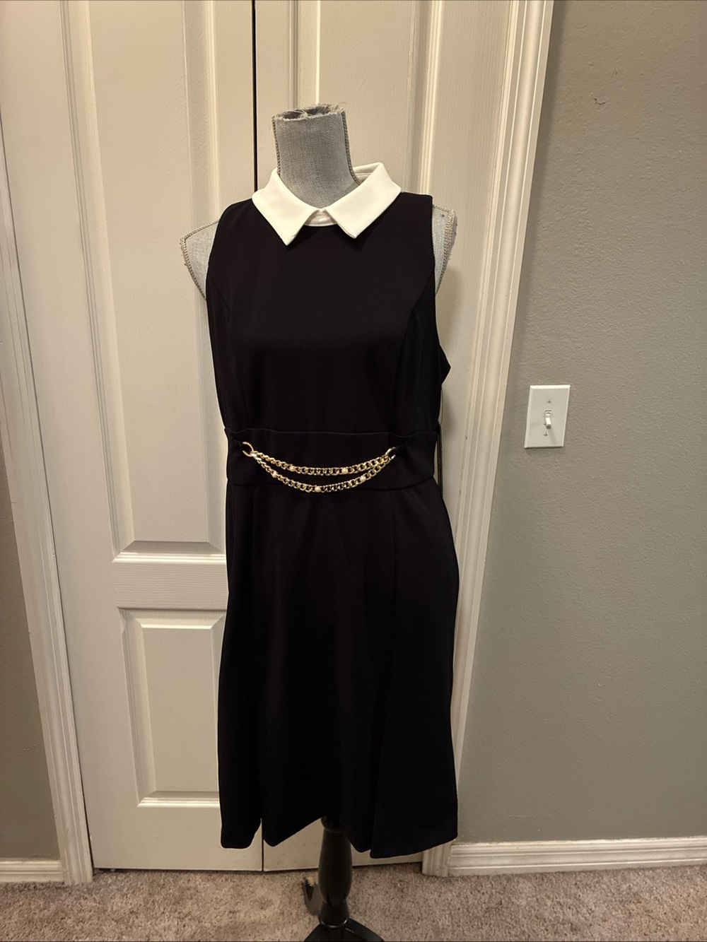 Karl lagerfeld ladies knee length dress size 12